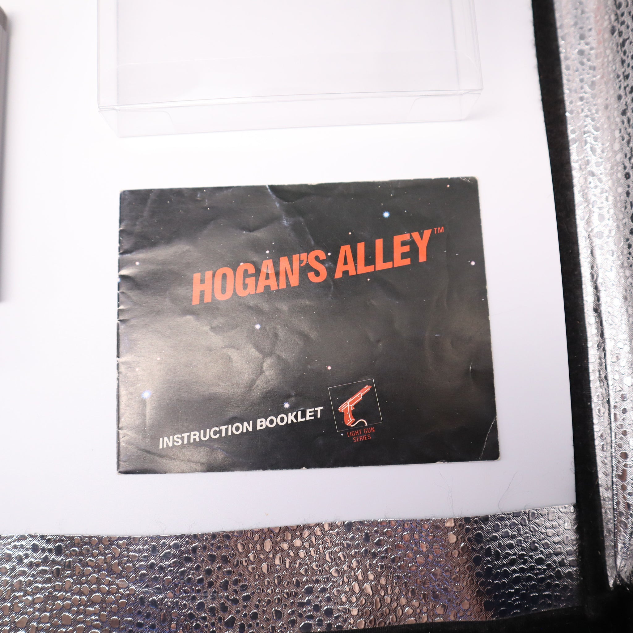 Hogan's Alley NES online Nintendo CIB Complete in box. HANG TAB 5 SCREW version!.